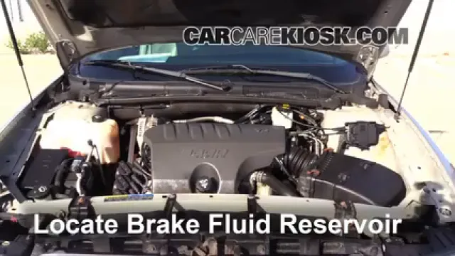 2004 Buick LeSabre Custom 3.8L V6 Líquido de frenos Agregar fluido